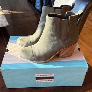 Toms Everly Ankle Booties